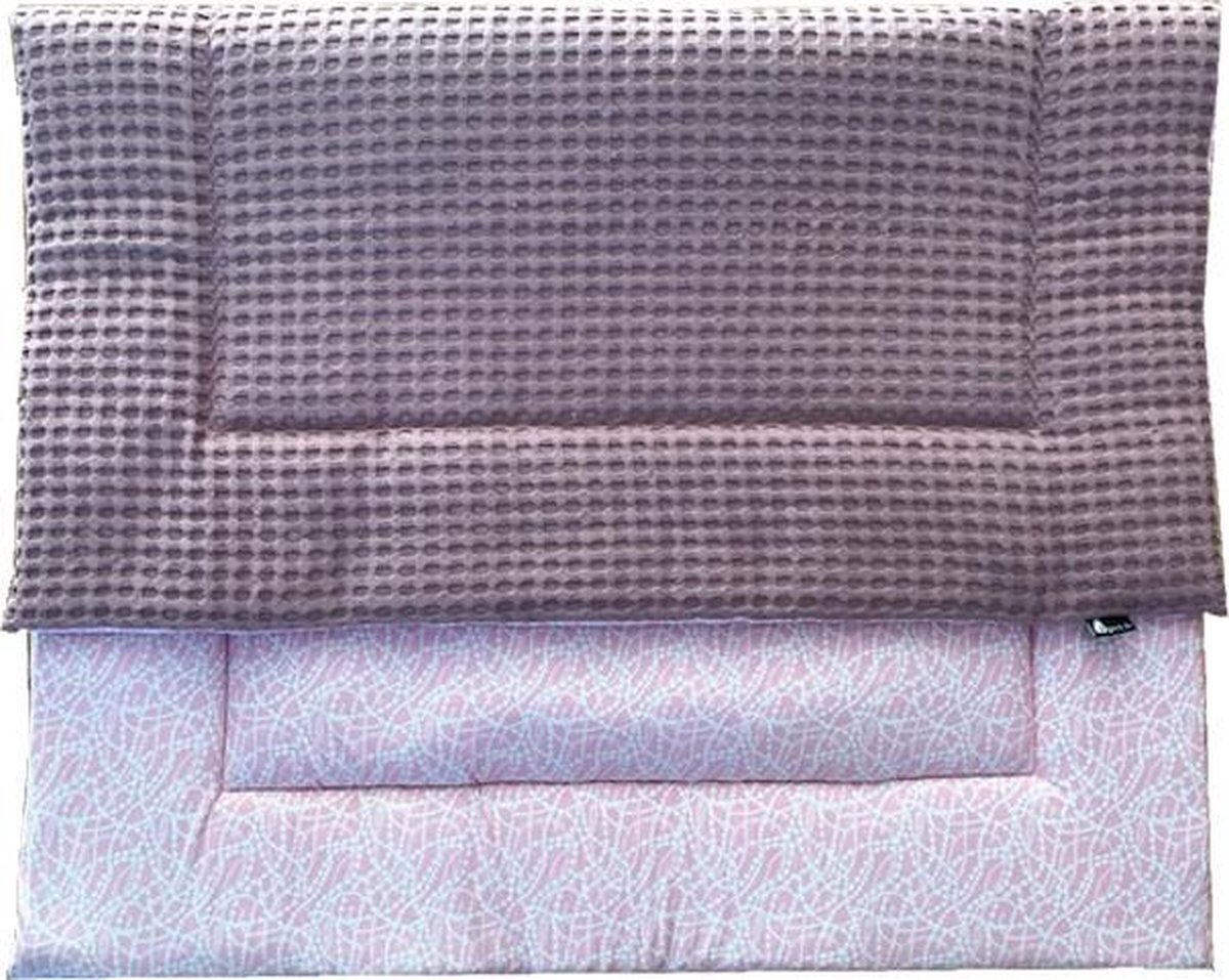   & Zo groot speelkleed 135 x 100 cm oud roze wafelstof