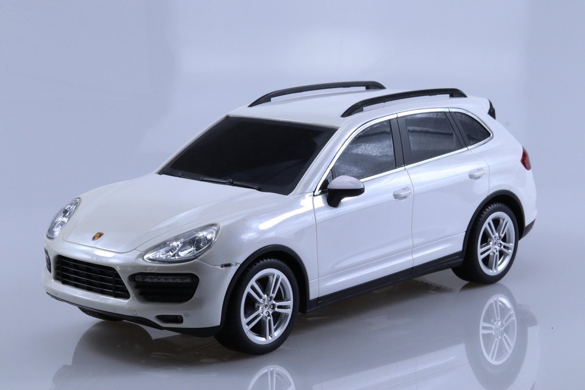 Radiografisch Bestuurbare Licentie Auto – Porsche Cayenne Turbo - Schaal 1:18 – Elektrisch Bestuurbare Auto - RC CAR - Wit