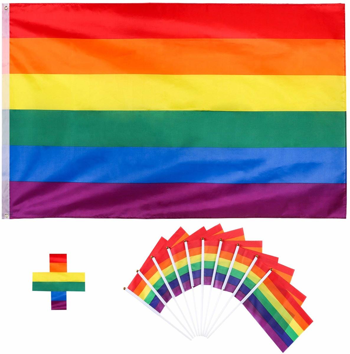 ProLGBT - Regenboog vlaggenset - Regenboog vlag 90 x 150 cm + 10 regenboog vlaggetjes mini 10 x 15 cm - Op stokjes met gouden topje - Gay vlag - LGBT vlag - Gay pride