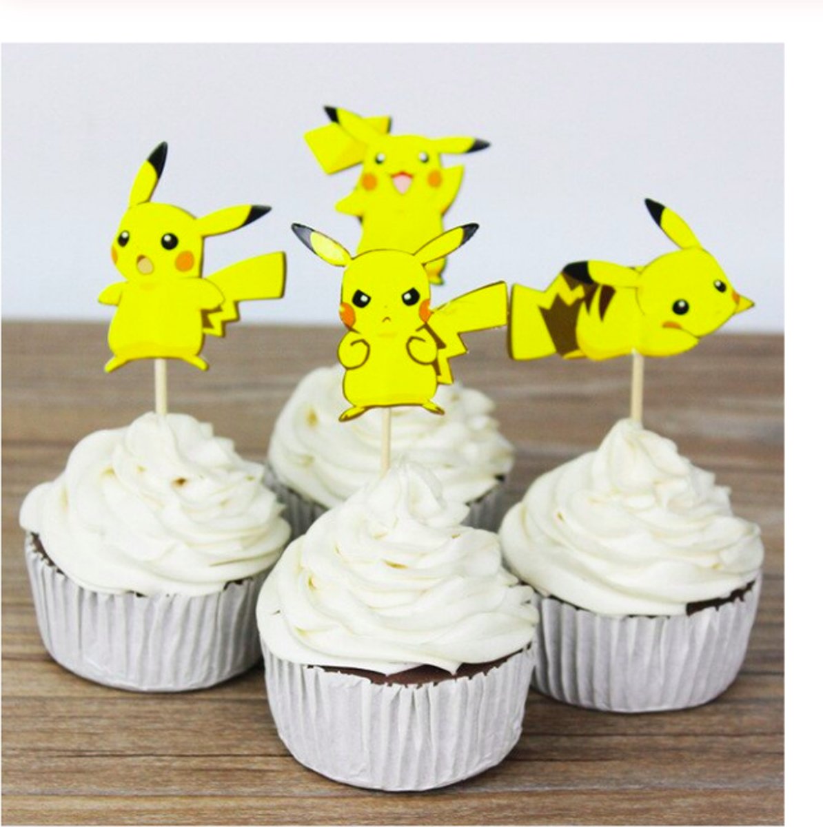 ProductsGoods - 24 x Leuke Pikachu cocktailprikkers