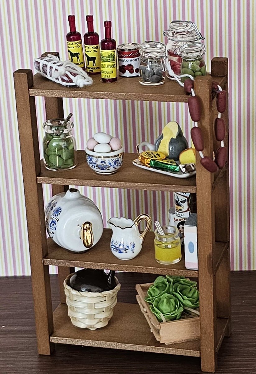 Reutter Cellar rack decorated