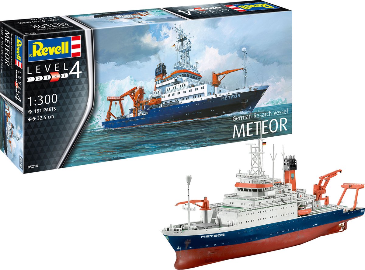 1:300   05218 German Research Vessel Meteor Plastic kit