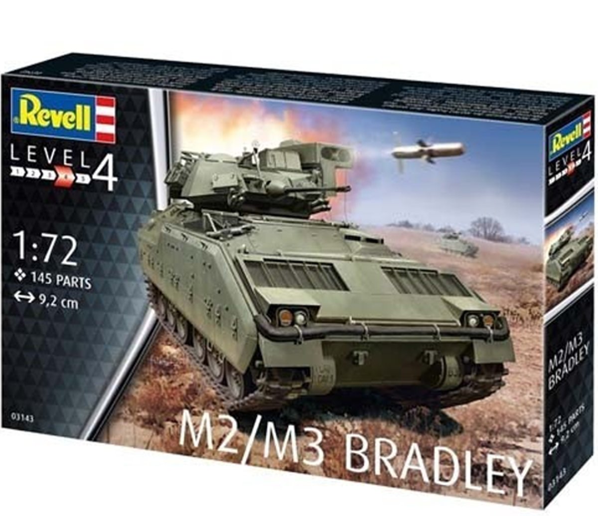 REVELL 1:72 M2/M3 Bradley