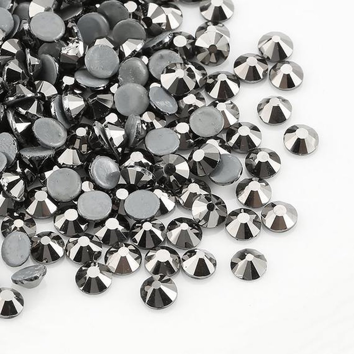 Rhinestone AAA hotfix Hematite SS6