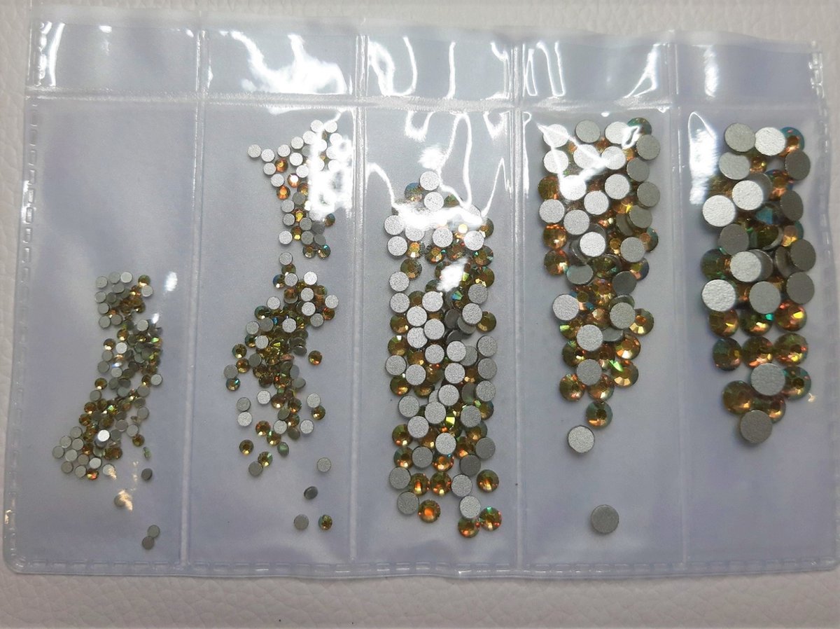 RHINESTONES BEIGE AB MIX (non-hotfix), set met diverse maten