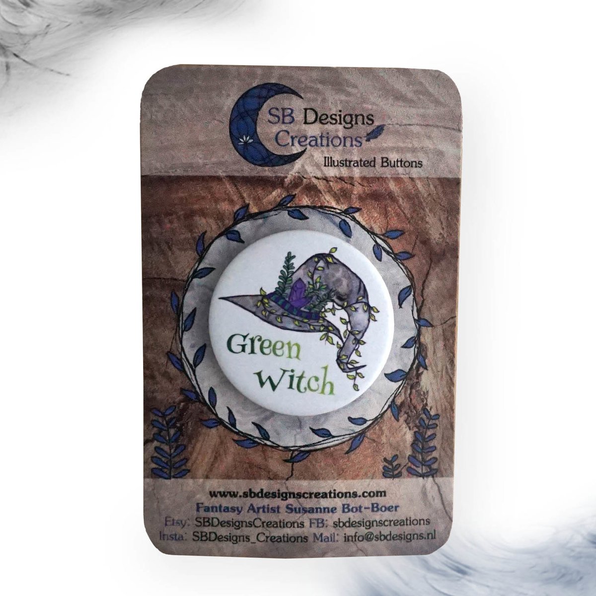 Green Witch button pin badge