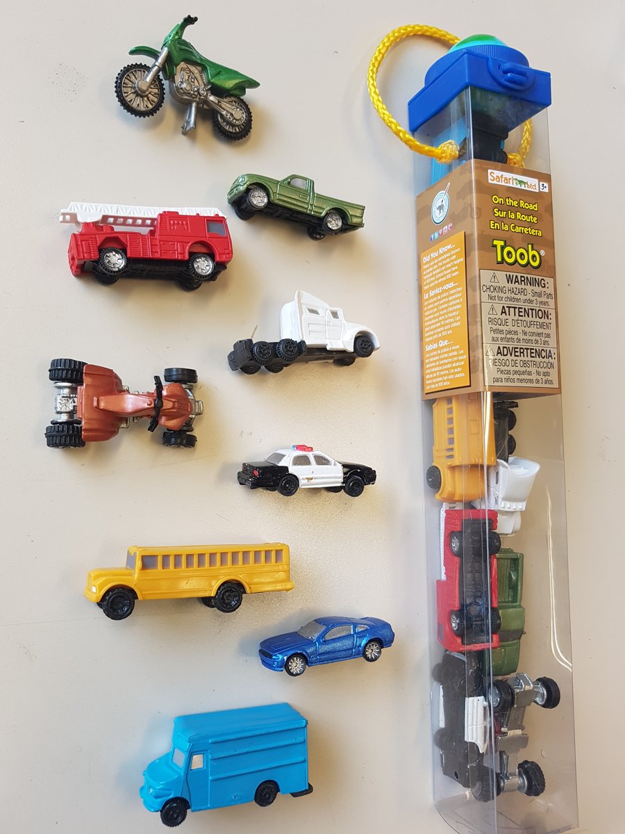 Tube met 9 mini figuren verkeer ass