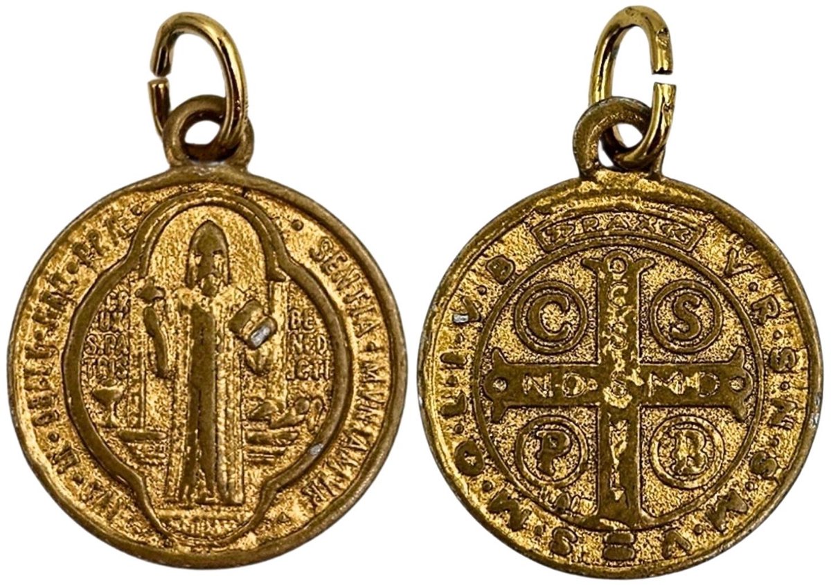 Medaillon Sint Benedictus Goud – Italiaans Medaille 18mm – katholiek Saint Benedict Ketting hanger – handgemaakt in Italië
