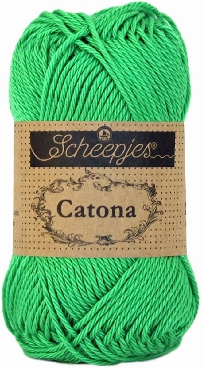 Scheepjes Catona 389 Apple Green. PAK MET 10 BOLLEN a 50 GRAM.