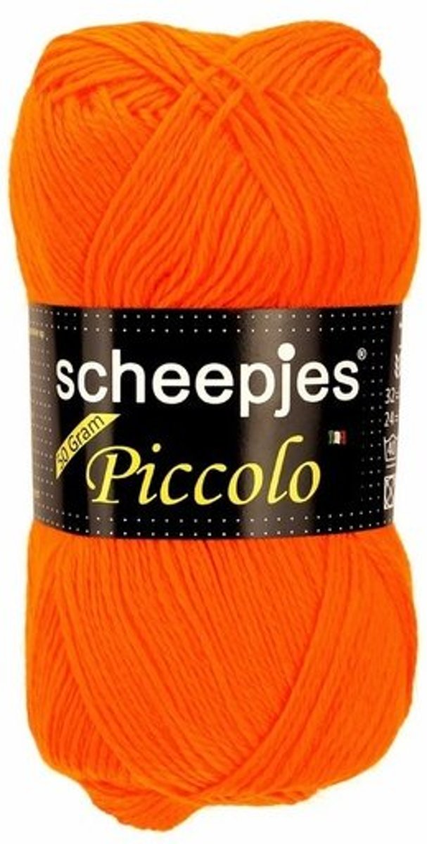 Scheepjes Piccolo oranje 39. PAK MET 10 BOLLETJES a 50 GRAM.