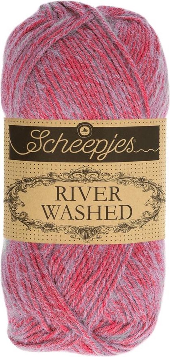 Scheepjes River Washed set van 5 stuks in de verpakking.