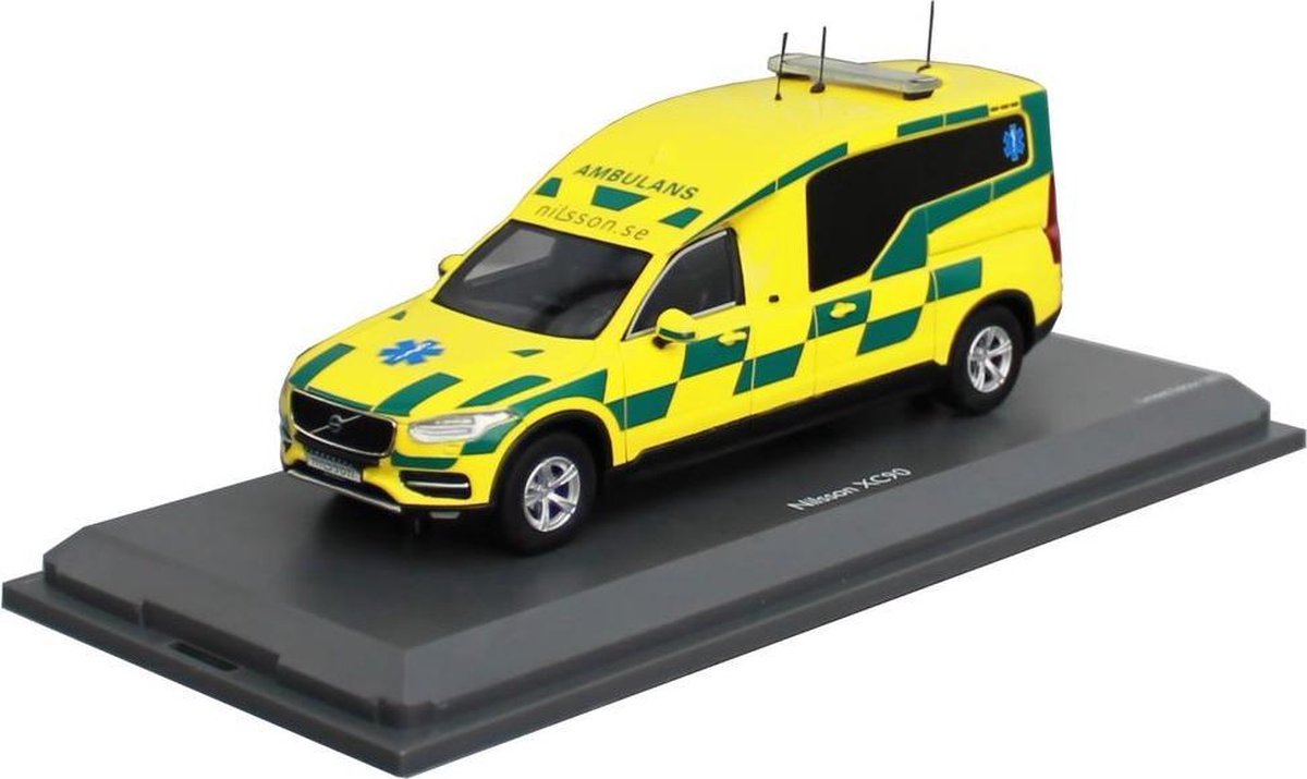 Volvo Nilsson XC90 Ambulance 