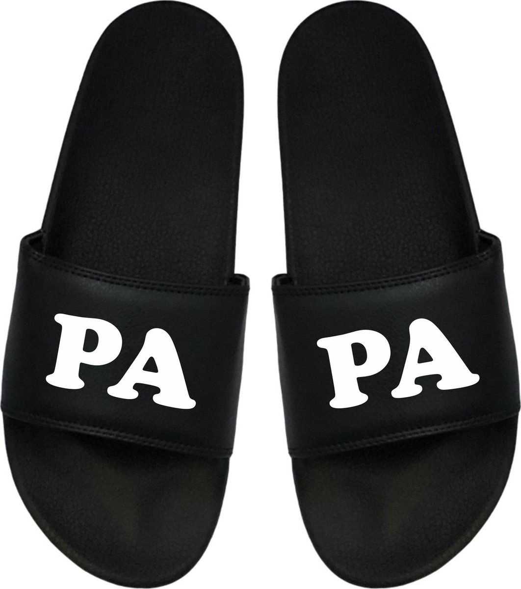 Papa- Vaderdag Cadeautje - Vaderdag - Cadeau Vader - Cadeau Vaderdag - Papa Badslippers- Badslippers Heren - Cadeau Badslippers