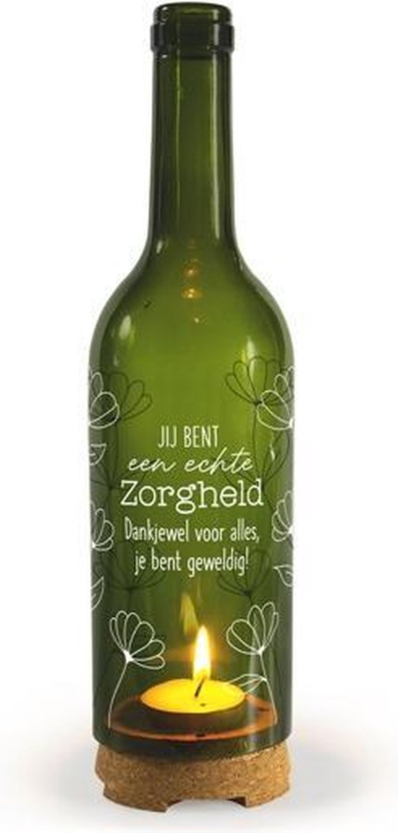 Kerst - Kerstverlichting - Wijnfles met waxinelichtje - Jij bent een echte Zorgheld. Dankjewel voor alles, je bent geweldig! - In cadeauverpakking met gekleurd lint