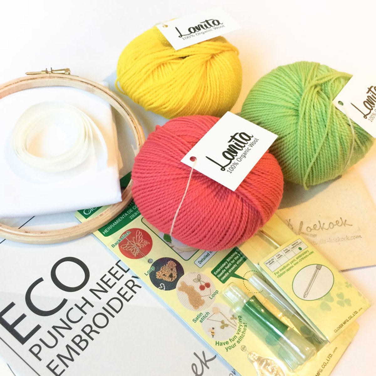 Eco Punch Naald Pakket voor beginners met Ecologische Wol en clover punch naald Kleurset Color Bomb