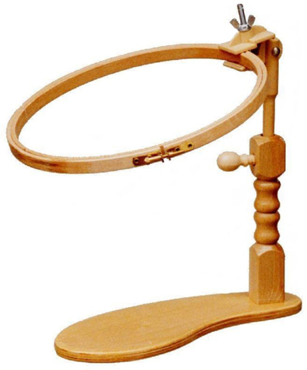 Flexibele tafelstandaard voor borduurring. Berkenhouten borduurring houder tafelklem. Voor borduurring tot 30cm doorsnede en frames van 30.5 x 22.9 cm. Houten borduurring klem.