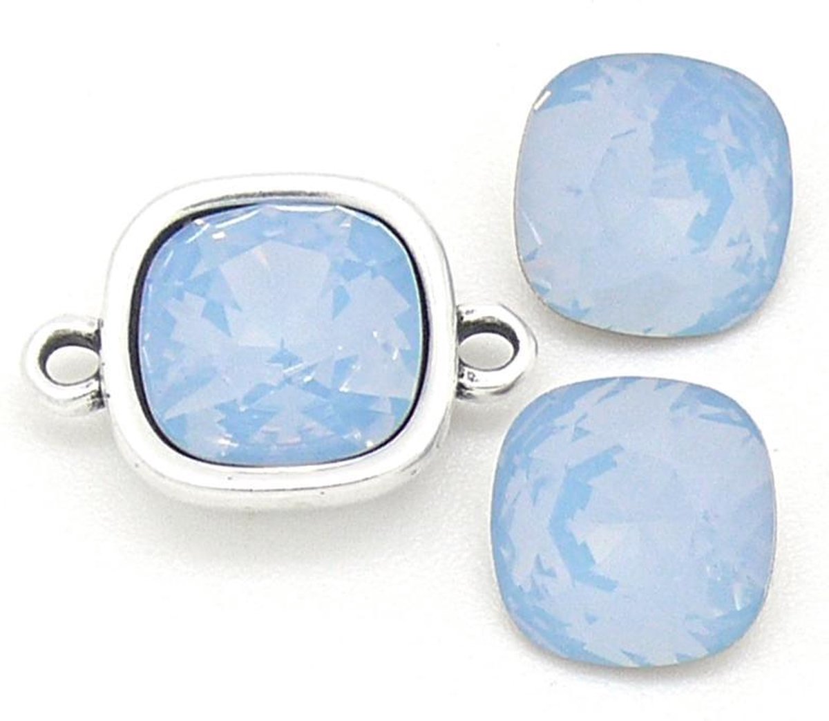 Swarovski steen vierkant 4470 (10 mm) Air Blue Opal, 1 st