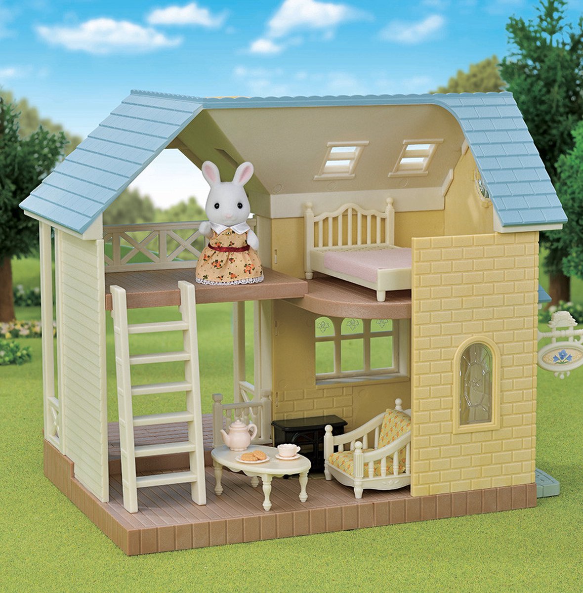 Sylvanian Families Bluebell Cottage Gift Set 5671