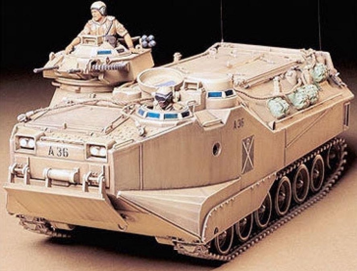 1:35 Tamiya 35159 US Marine AAVP 7A1 w/ UGWS Turret