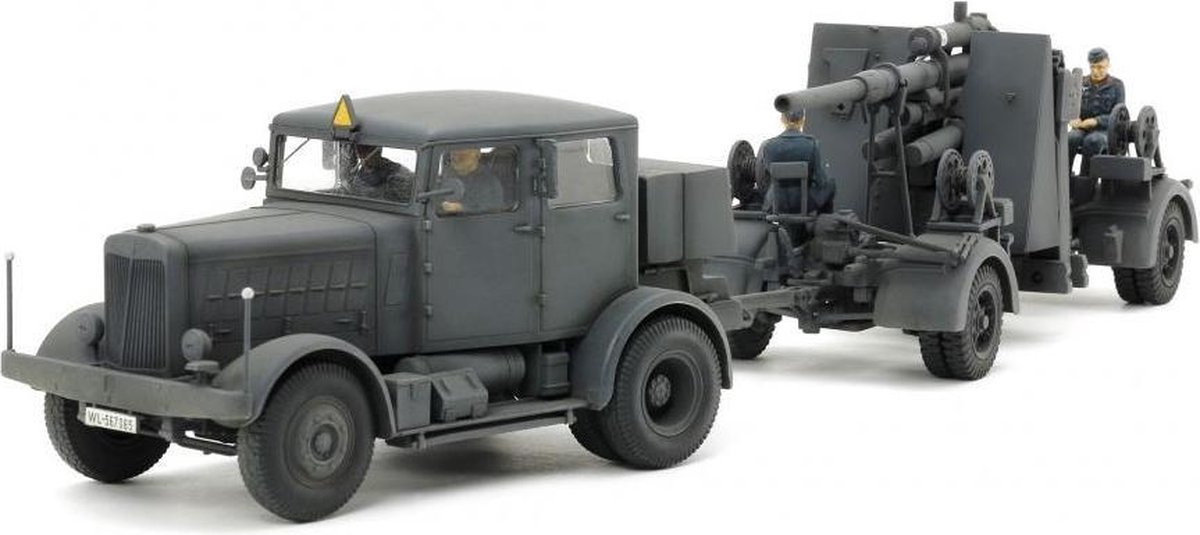 1:48 Tamiya 37027 SS-100 German Heavy Tractor & 88mm Flak37