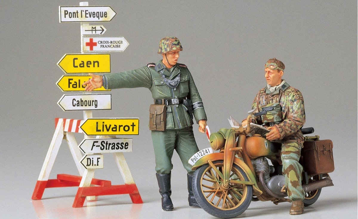 Tamiya German Motorcycle Orderly Set + Tamiya lijm