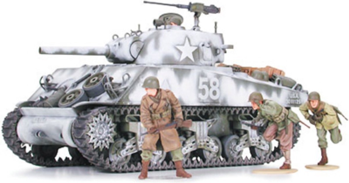 Tamiya M4A3 Sherman 105mm Howitzer - Assault Support + Ammo by Mig lijm