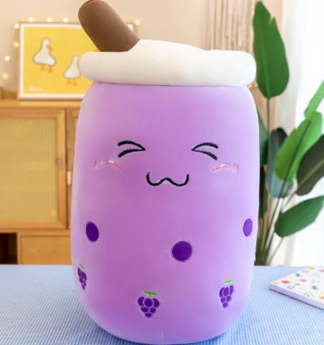 Bubble Tea Knuffel - Teedz - Kinderen - Kleurrijk - Kussen - Paars - Druiven - Decor + Sleutelhanger cadeau!