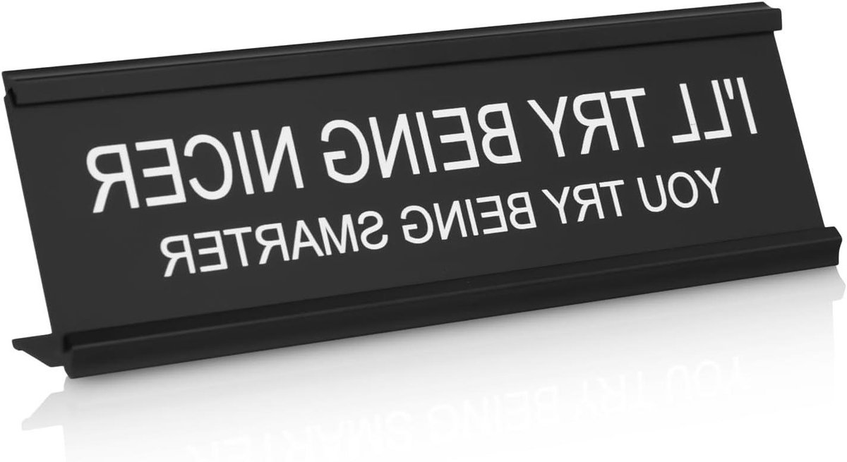   - Grappig Kantoordecor voor Slimme Collegas en Managers - Nieuwigheid Naamplaatje met Humor