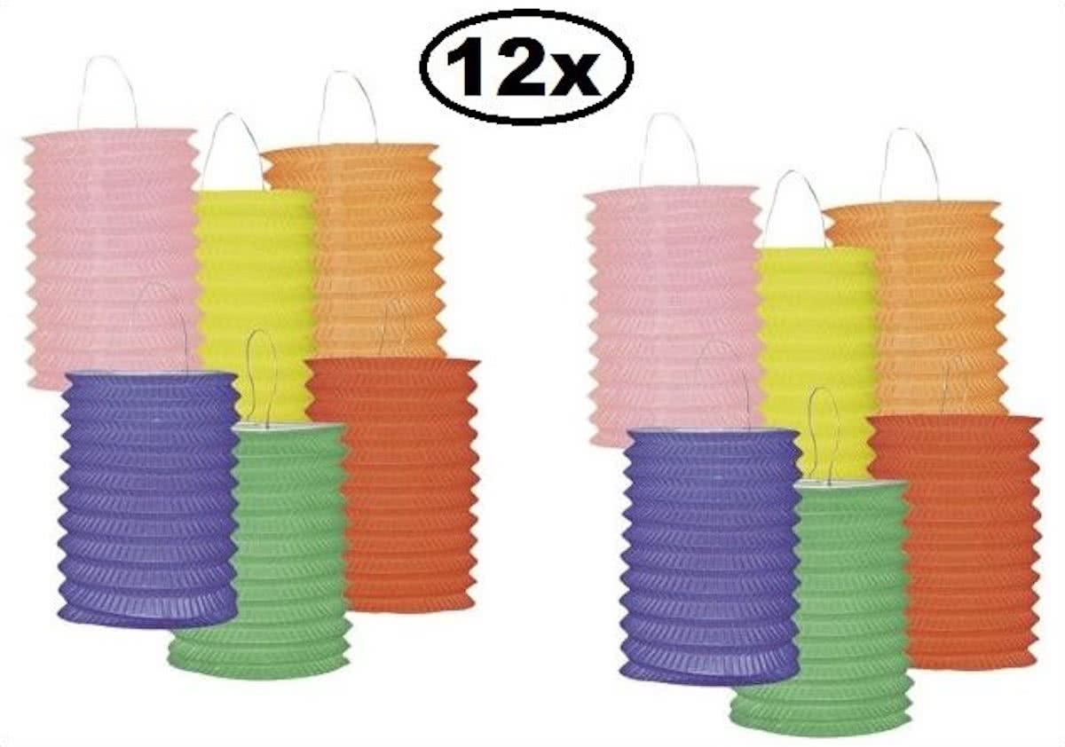 12x Lampion trekmodel assortie 16cm