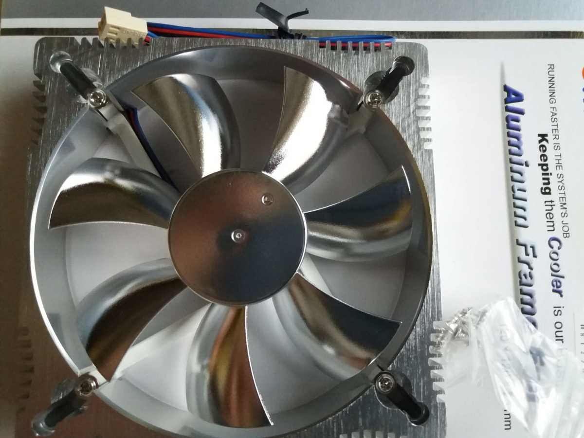 Titan Casefan TFD-A12025M12 120mm, Aluminium