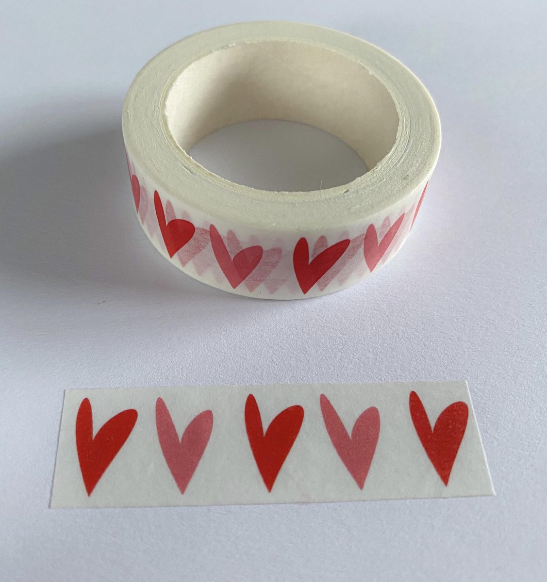 Washi tape - Rode en roze hartjes - Masking tape - Bullet journal accesoires - Scrapbook - 10m