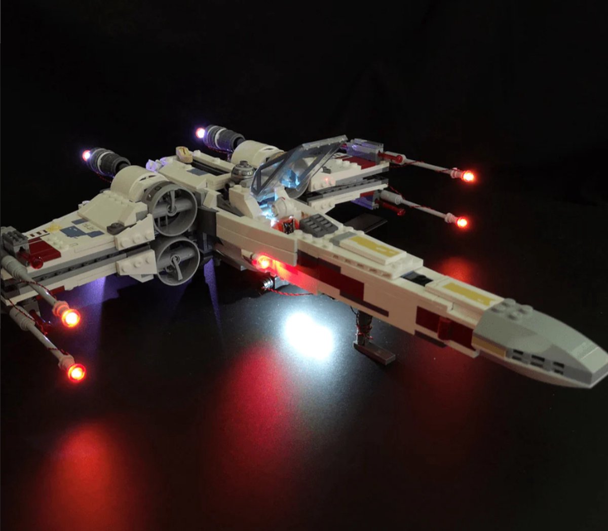 Toys deal - Lego Verlichting set geschikt voor Star Wars X-Wing Starfighter 75218