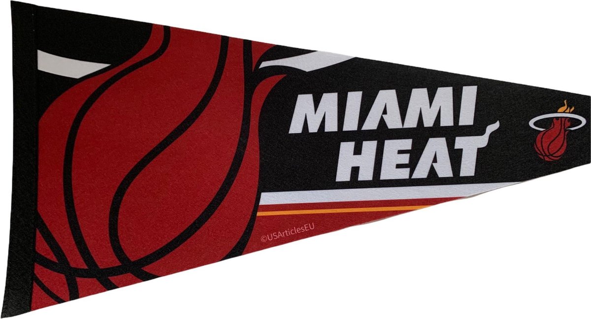   - Miami Heat - NBA - Vaantje - Basketball - James Wade - Sportvaantje - Pennant -   - Vlag - Rood/Zwart - 31 x 72 cm