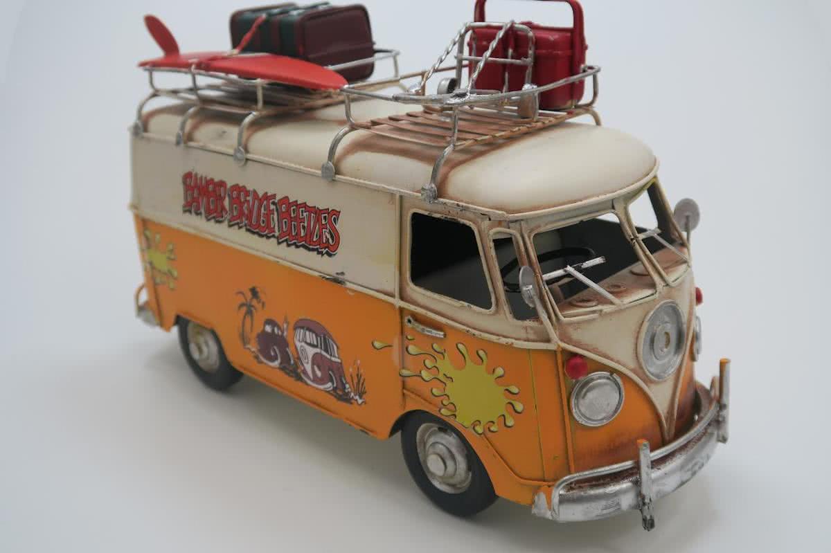 VW busje Bamber Bridge Beetles surfbus modelauto