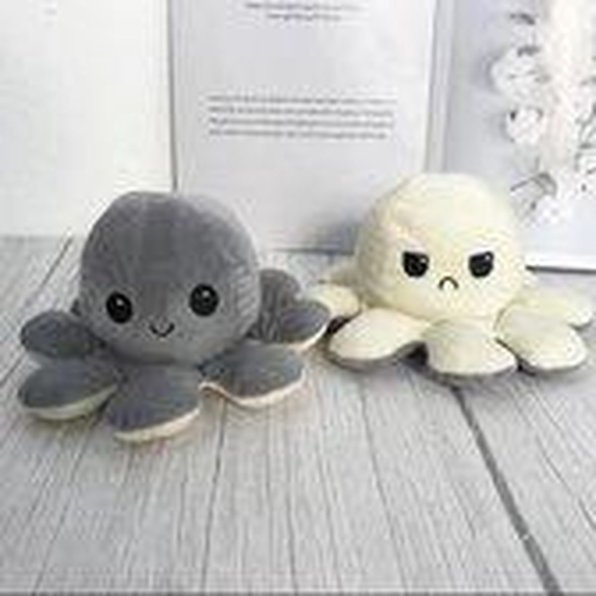 Knuffel Octopus - Mood Knuffel Omkeerbaar - Octopus Knuffel - emotie knuffel - Verwisselbaar - Blij en Boos knuffel - knuffel octopus omkeerbaar - grijs/wit