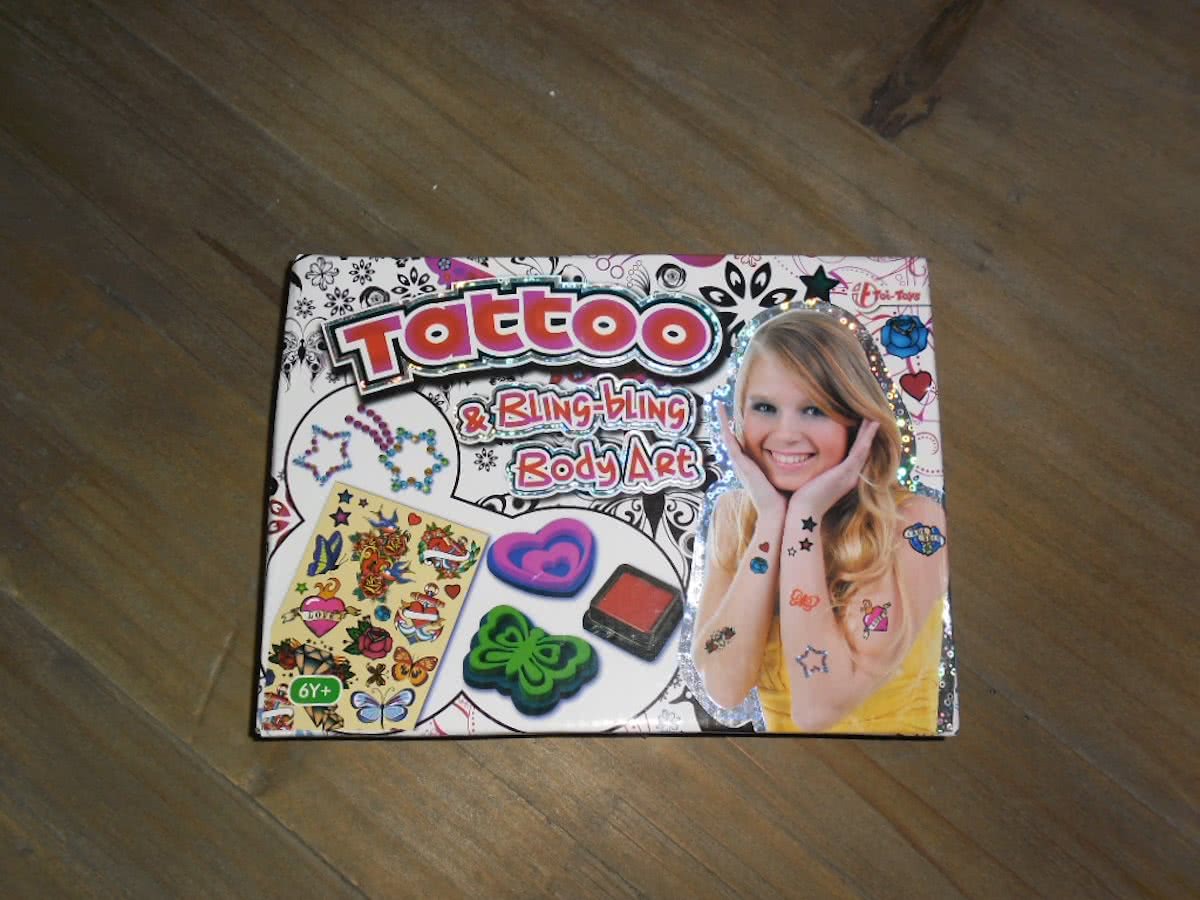 Tattoo-set bling