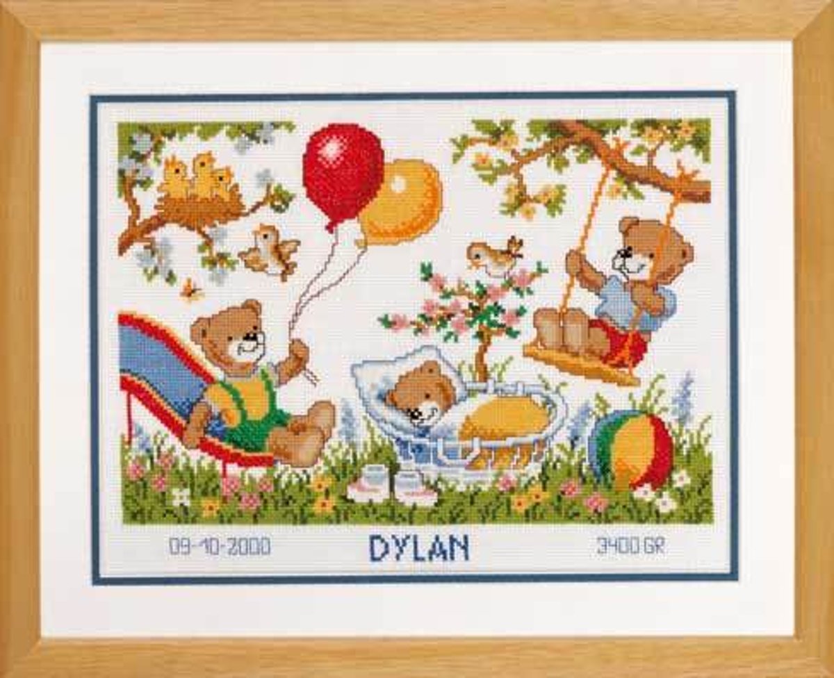 borduurpakket 70.733 buiten spelen, geboorte (incl. blauw/rose garen)