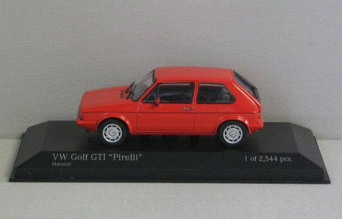 Golf GTI Pirelli 1983 - 1:43 - Volkswagen