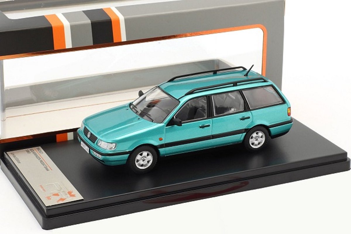 Volkswagen Passat Variant (B4) 1993 Licht Groen Metallic 1:43 PremiumX