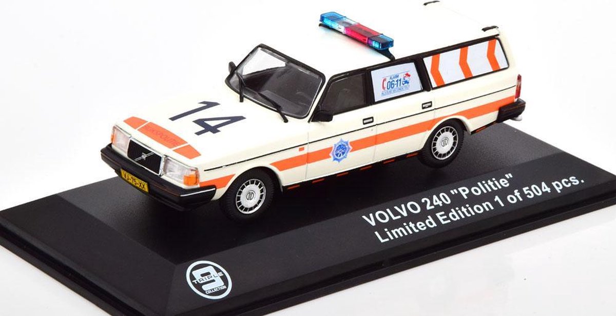 Volvo 240 Politie - 1:43 - Triple 9 Collection