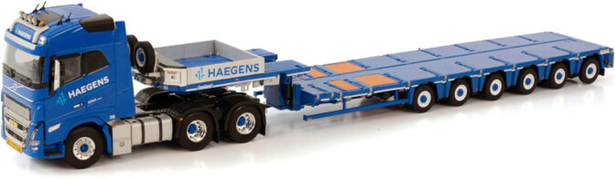 Volvo FH5 Globetrotter 6x4 + Low Loader Haegens Kraanverhuur - 1:50 - WSI Models