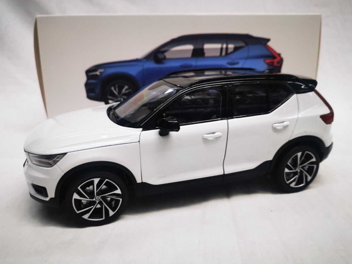 Volvo XC40 2018 Crystal White 1-18 Paudi Models