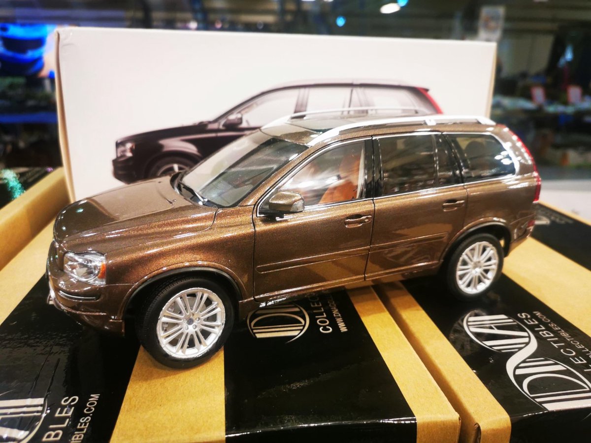 Volvo XC90 Classic 2004 Bruin Metallic 1-18 Paudi Models