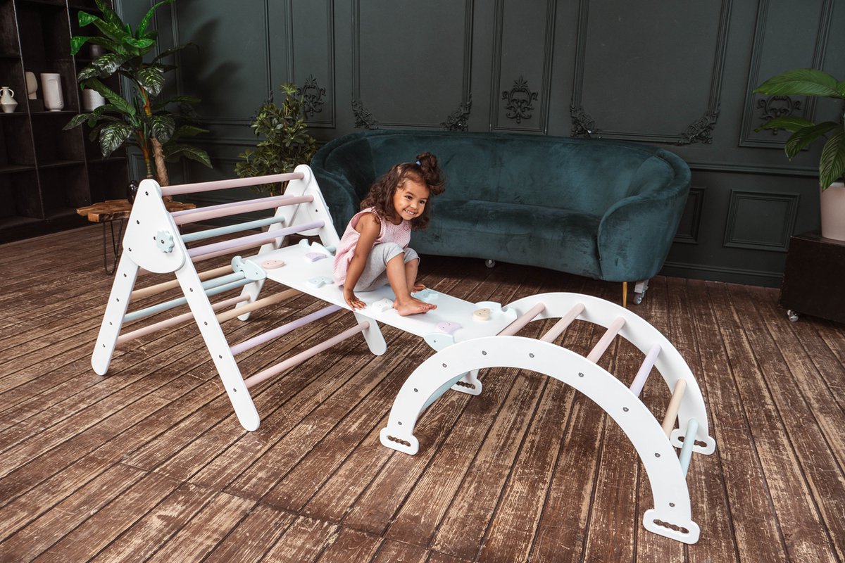   houten speeltoestel voor kinderen - triangle verstelbaar met klimwand, glijbaan en klimboog - Wit en pastel