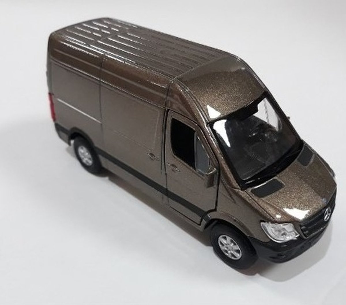 Modelauto Mercedes Benz Sprinter taupe 1:34