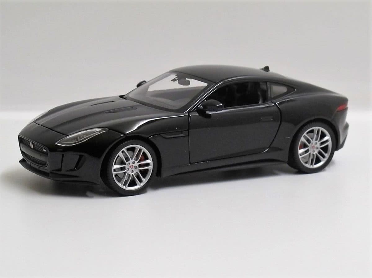 Welly 1:24 Jaguar F-Type, Zwart