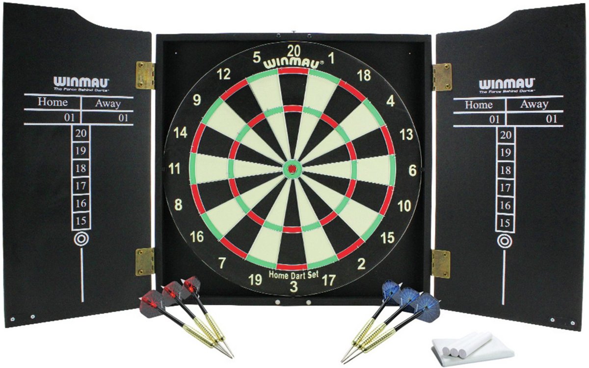 Winmau Home Darts Set Inclusief 2 sets darts, krijt / stofdoekset en scorepanelen.