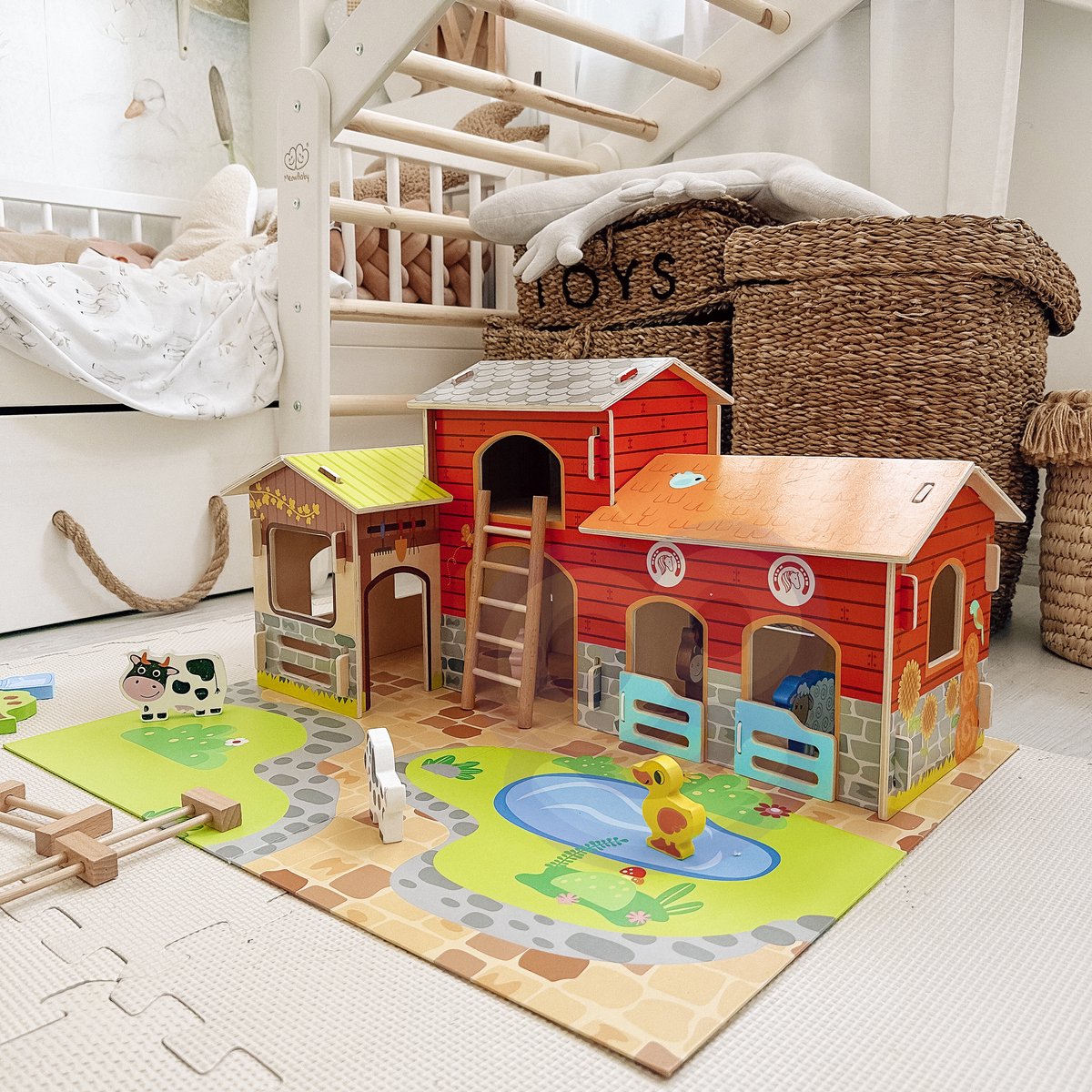 Woopie - Mega Farm Animal Beeldjes Stal Cowshed Kippenhok 18 stuks.