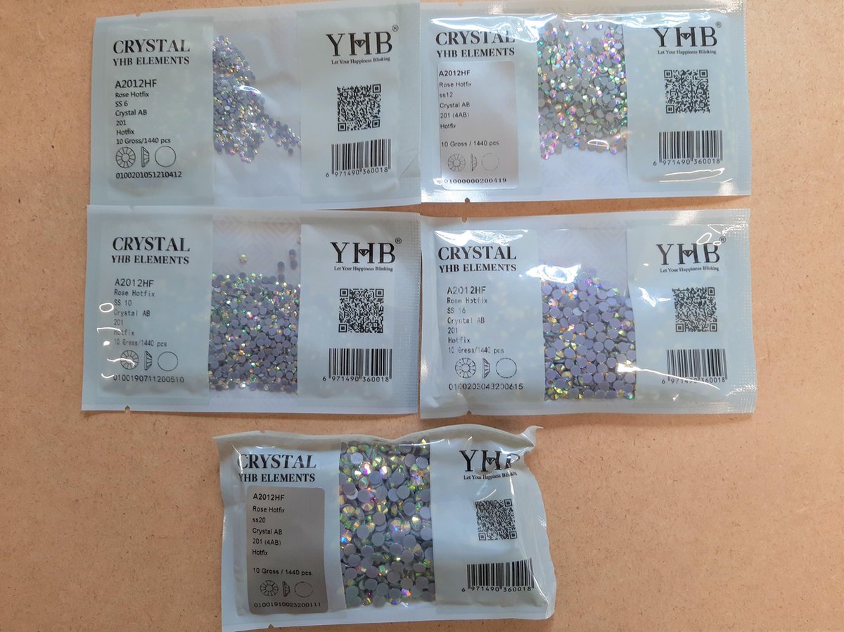 YHB HOTFIX RHINESTONES SET VAN 5 VERSCHILLENDE MATEN, KLEUR CRYSTAL AB