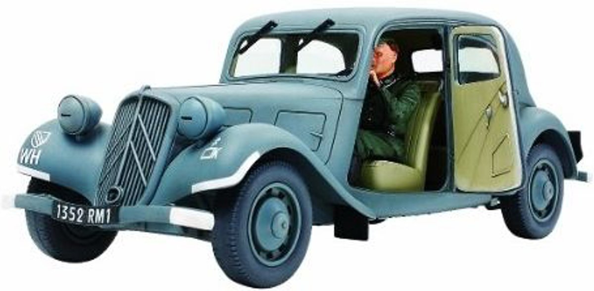 Tamiya 35301 modelbouwkit Citroen Traction 11CV Staff car